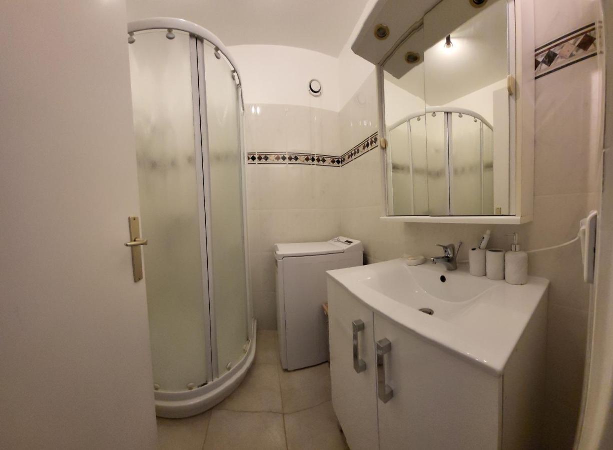 Apartamento Studio Mer Montagne Rocabruna Exterior foto
